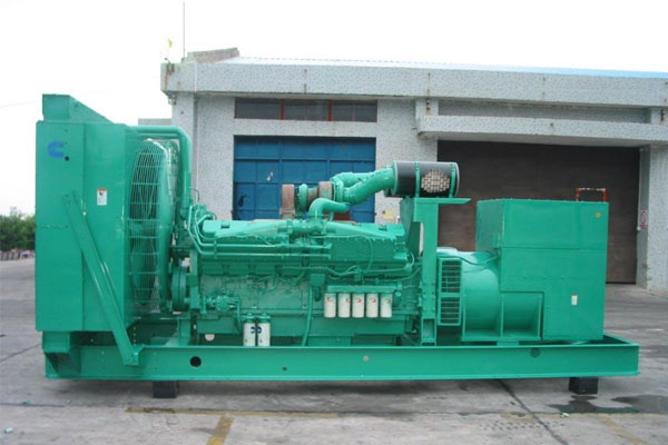 义安工厂发电机应急发电时如何更准确地检查发电机状态？